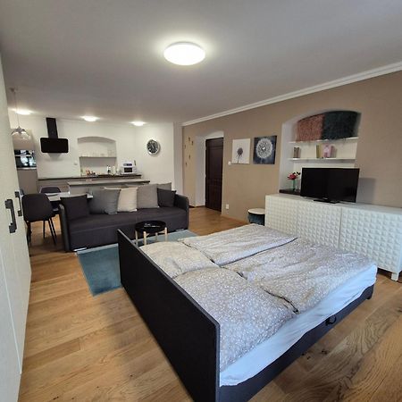 The Gusto Apartman Chomutov Eksteriør billede