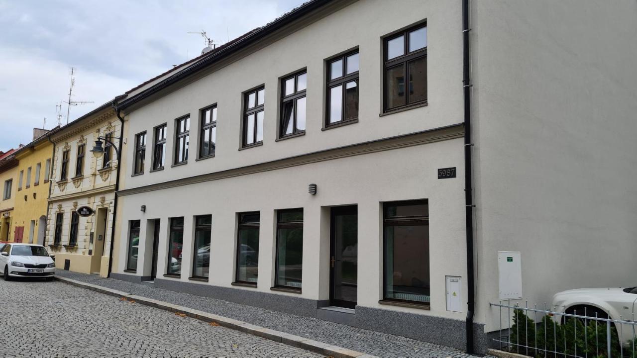 The Gusto Apartman Chomutov Eksteriør billede