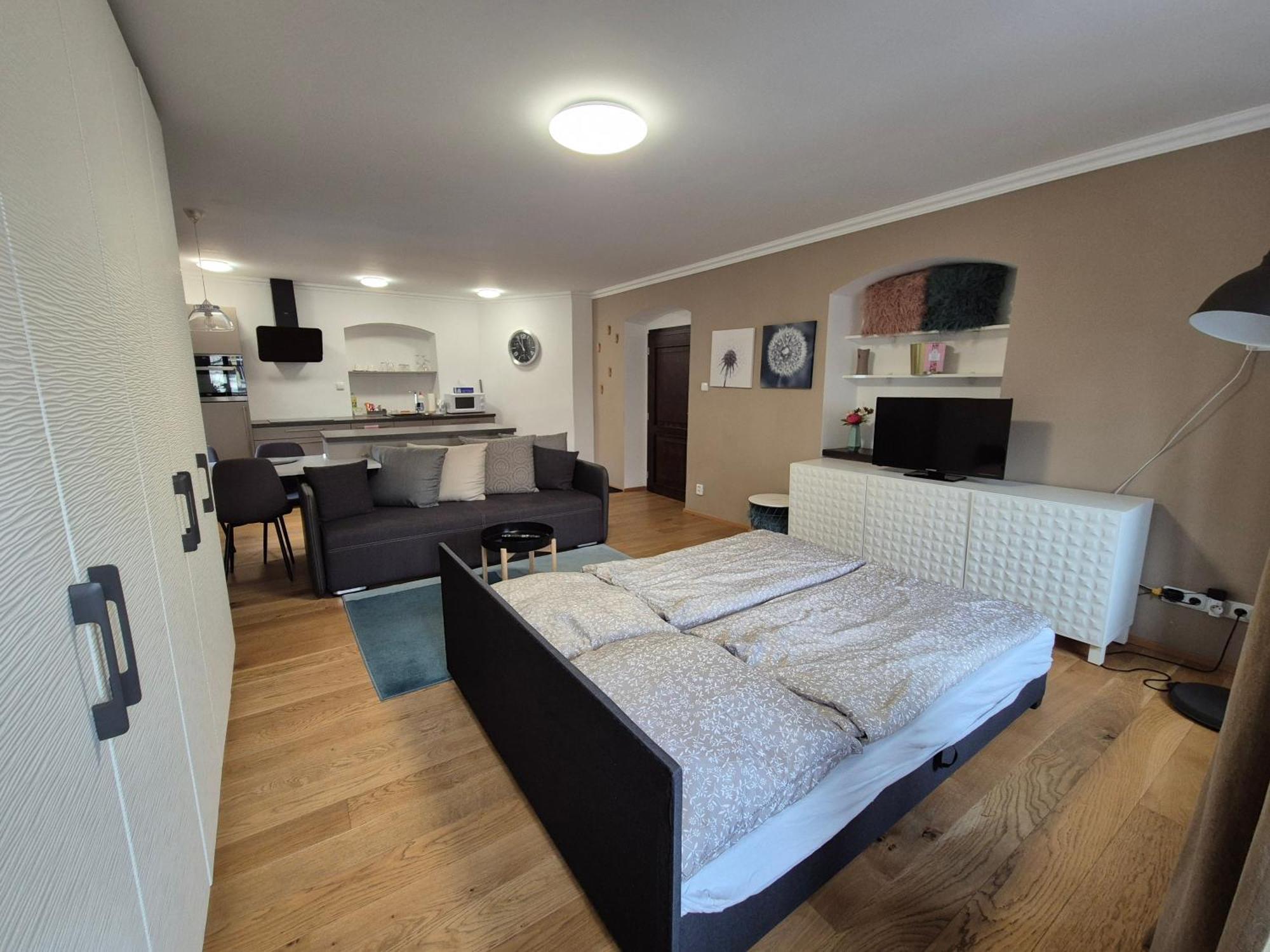 The Gusto Apartman Chomutov Eksteriør billede